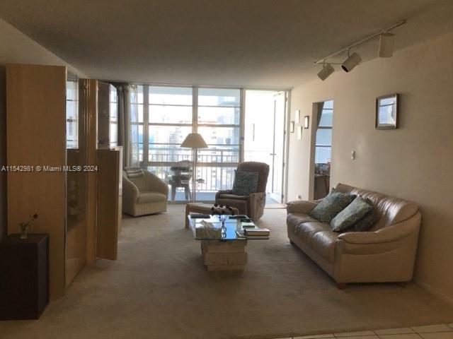 301 174th St, Sunny Isles Beach, FL, 33160 United States, 2 Bedrooms Bedrooms, ,2 BathroomsBathrooms,Residential,For Sale,174th St,A11542981