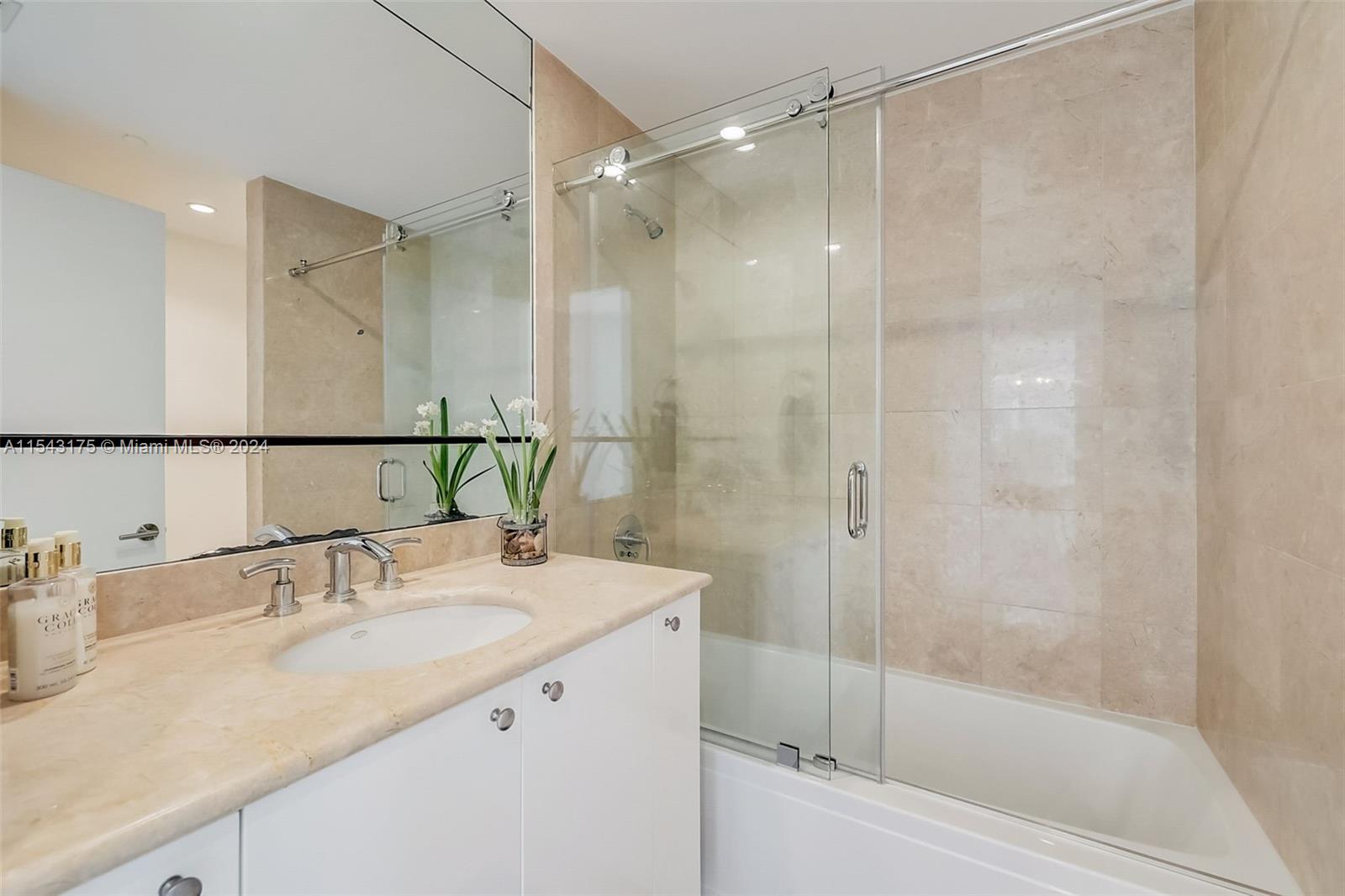 901 Brickell Key Blvd 2303, Miami, Florida 33131, 2 Bedrooms Bedrooms, ,2 BathroomsBathrooms,Residential,For Sale,901 Brickell Key Blvd 2303,A11543175