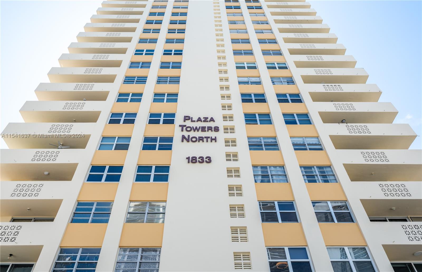 1833 S Ocean Dr 1007, Hallandale Beach, Florida 33009, 2 Bedrooms Bedrooms, ,2 BathroomsBathrooms,Residentiallease,For Rent,1833 S Ocean Dr 1007,A11541637