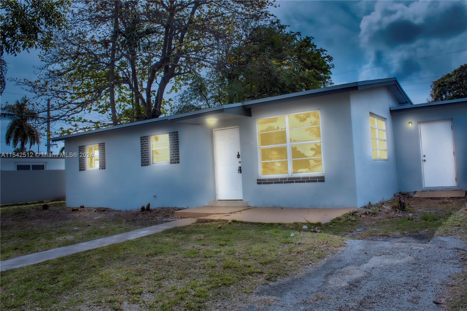 Undisclosed For Sale A11542512, FL