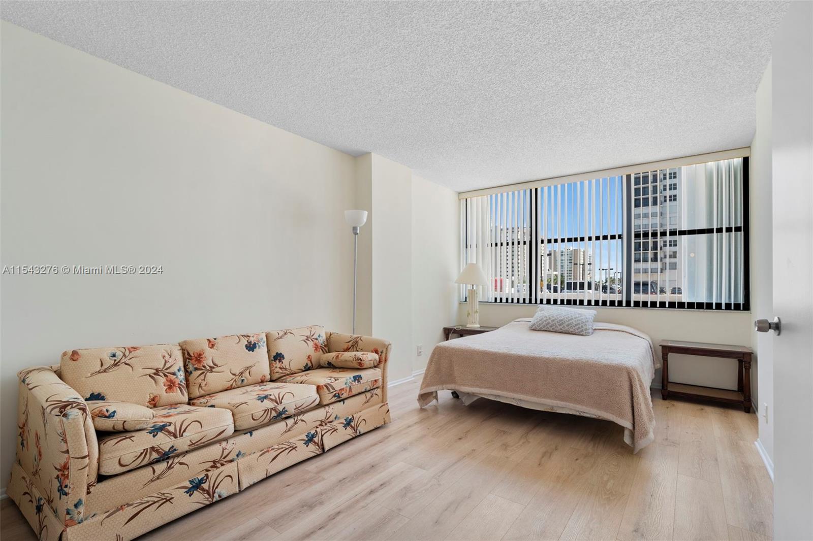 2401 S Ocean Dr 304, Hollywood, Florida 33019, 2 Bedrooms Bedrooms, ,2 BathroomsBathrooms,Residentiallease,For Rent,2401 S Ocean Dr 304,A11543276