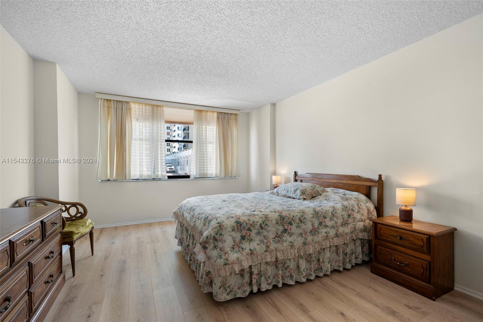 2401 S Ocean Dr 304, Hollywood, Florida 33019, 2 Bedrooms Bedrooms, ,2 BathroomsBathrooms,Residentiallease,For Rent,2401 S Ocean Dr 304,A11543276