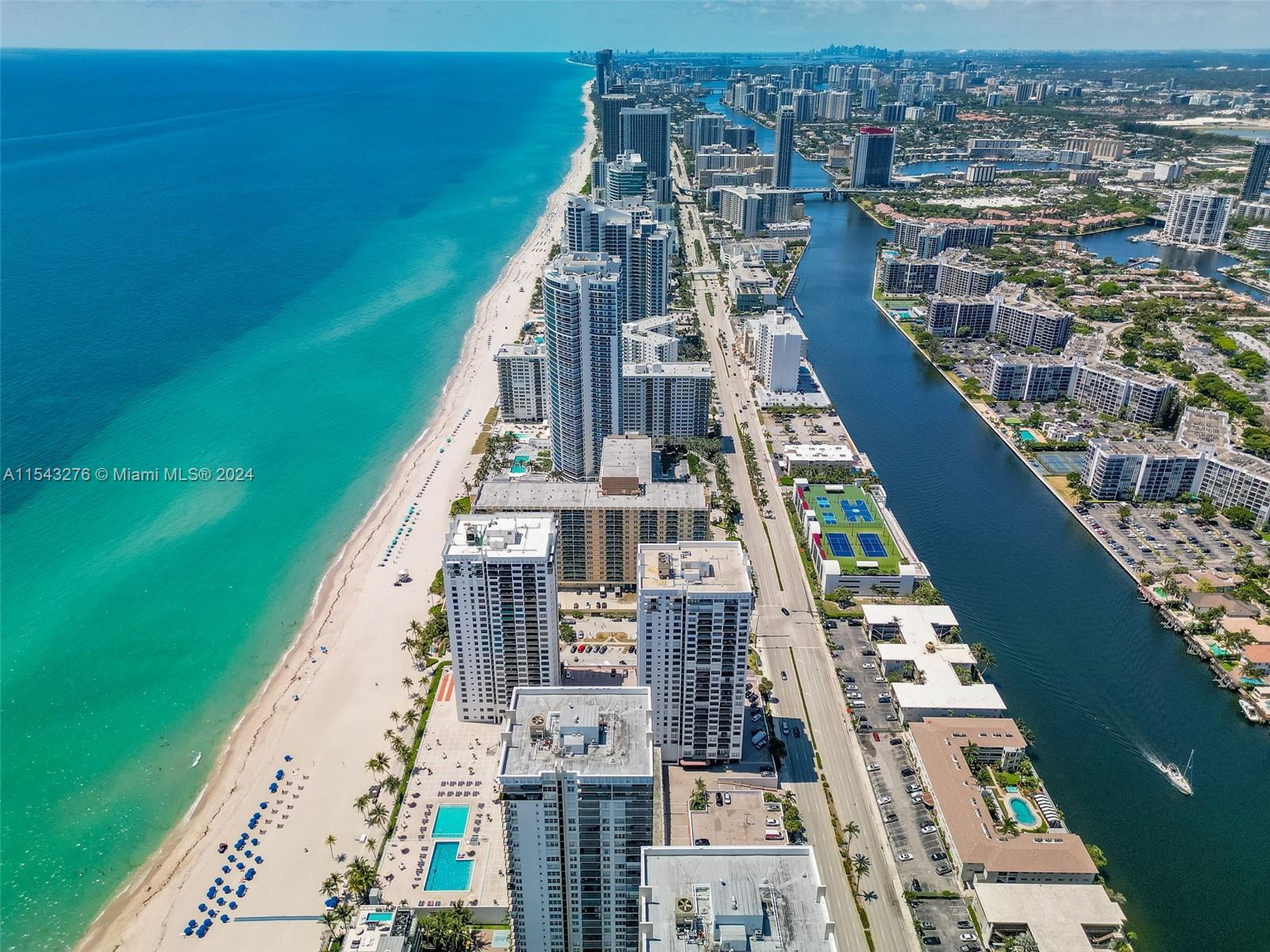 2401 S Ocean Dr 304, Hollywood, Florida 33019, 2 Bedrooms Bedrooms, ,2 BathroomsBathrooms,Residentiallease,For Rent,2401 S Ocean Dr 304,A11543276
