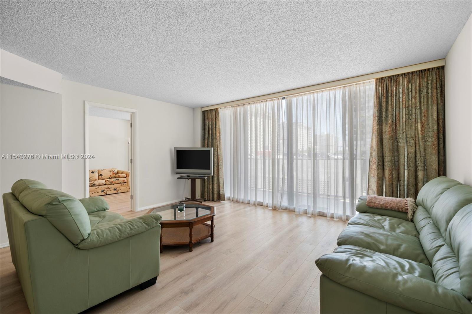 2401 S Ocean Dr 304, Hollywood, Florida 33019, 2 Bedrooms Bedrooms, ,2 BathroomsBathrooms,Residentiallease,For Rent,2401 S Ocean Dr 304,A11543276