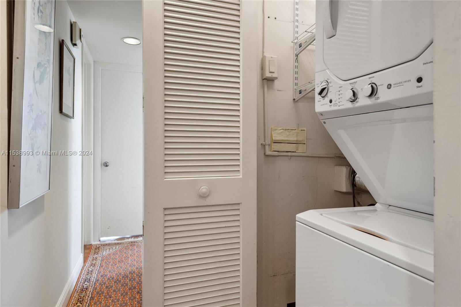 4201 N Ocean Dr 504, Hollywood, Florida 33019, 2 Bedrooms Bedrooms, ,2 BathroomsBathrooms,Residentiallease,For Rent,4201 N Ocean Dr 504,A11538993