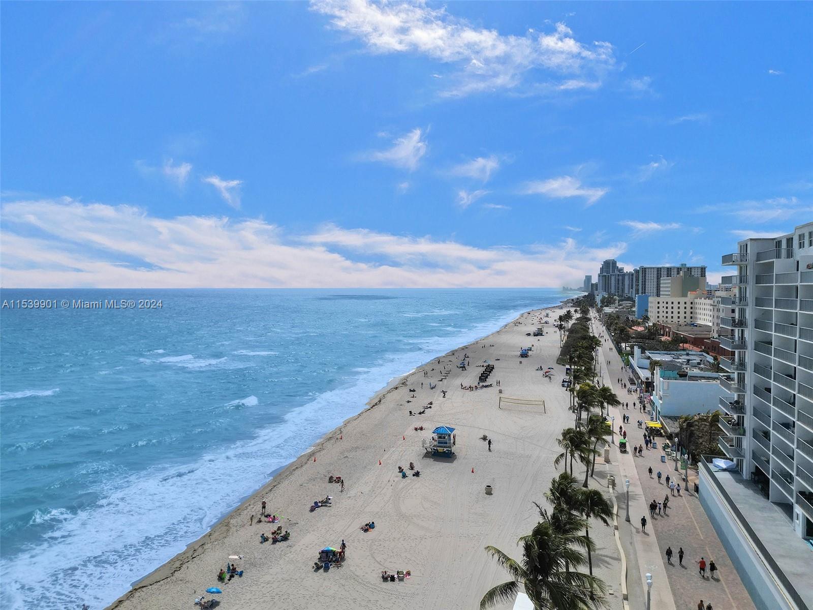 322 Taylor St 1A, Hollywood, Florida 33019, 2 Bedrooms Bedrooms, ,1 BathroomBathrooms,Residential,For Sale,322 Taylor St 1A,A11539901