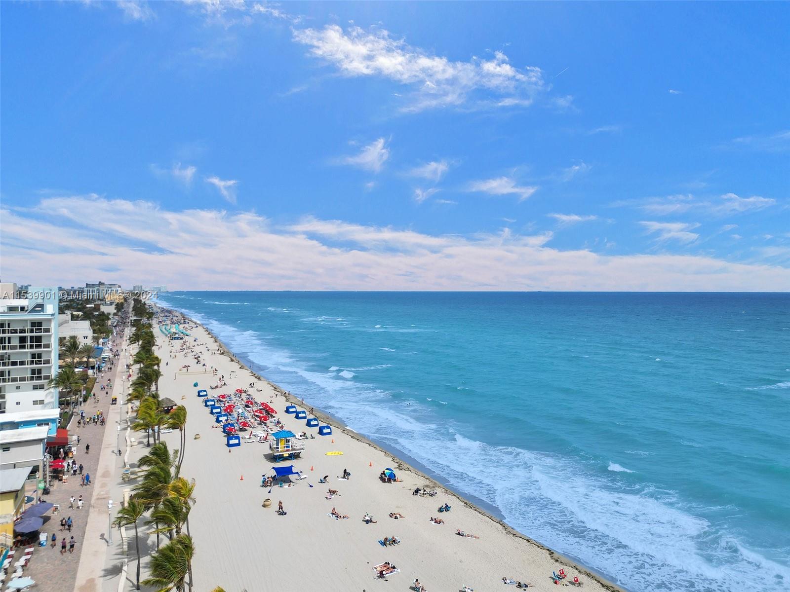 322 Taylor St 1A, Hollywood, Florida 33019, 2 Bedrooms Bedrooms, ,1 BathroomBathrooms,Residential,For Sale,322 Taylor St 1A,A11539901