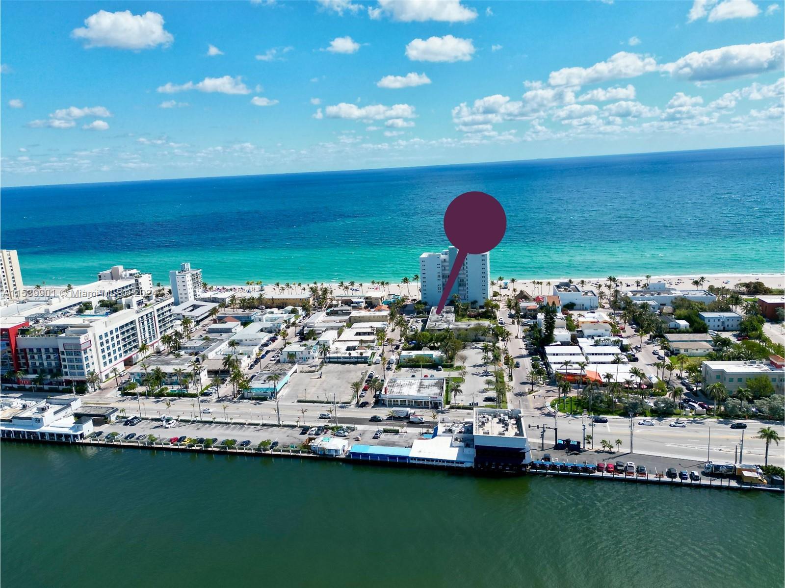 322 Taylor St 1A, Hollywood, Florida 33019, 2 Bedrooms Bedrooms, ,1 BathroomBathrooms,Residential,For Sale,322 Taylor St 1A,A11539901