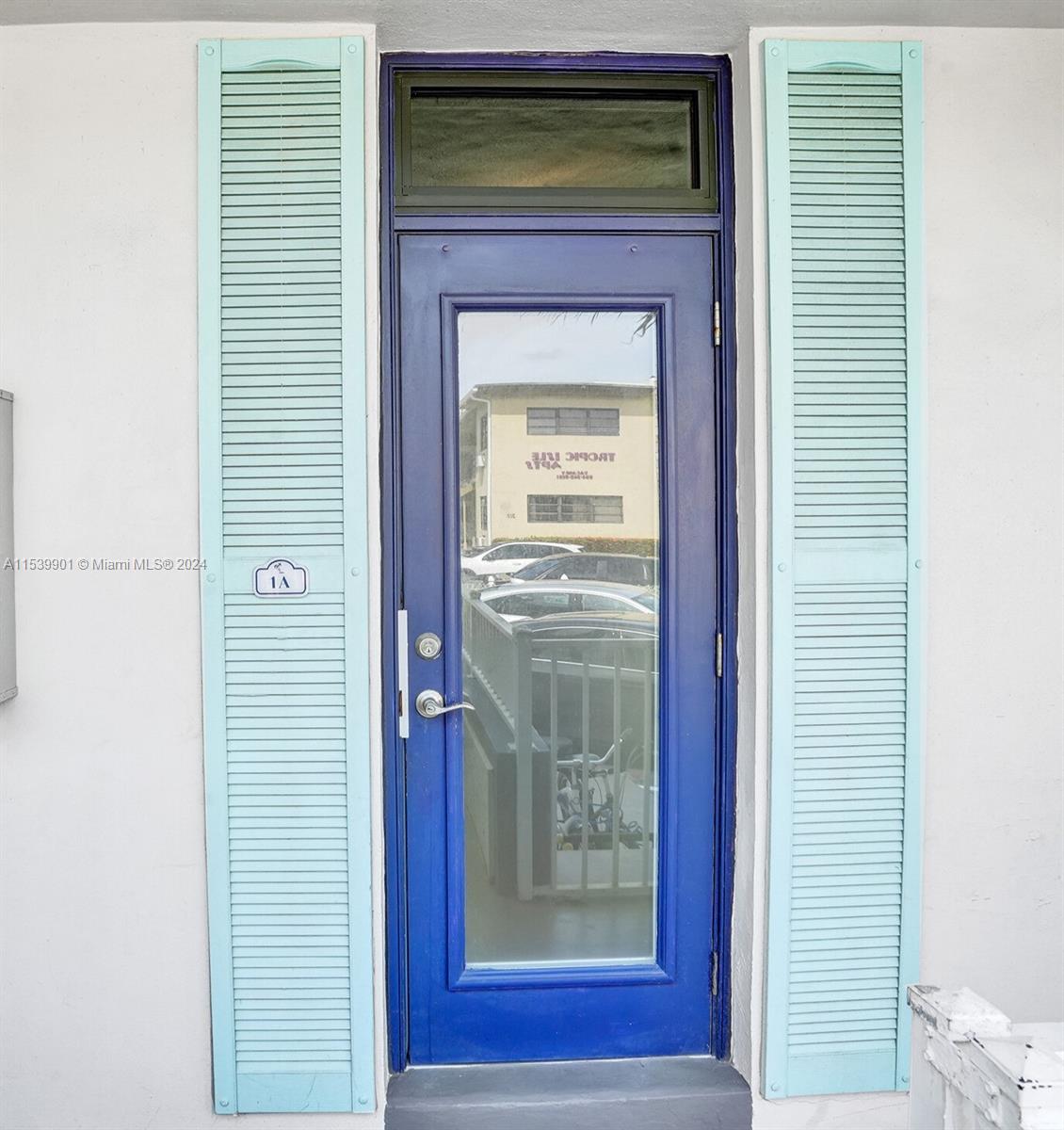 322 Taylor St 1A, Hollywood, Florida 33019, 2 Bedrooms Bedrooms, ,1 BathroomBathrooms,Residential,For Sale,322 Taylor St 1A,A11539901