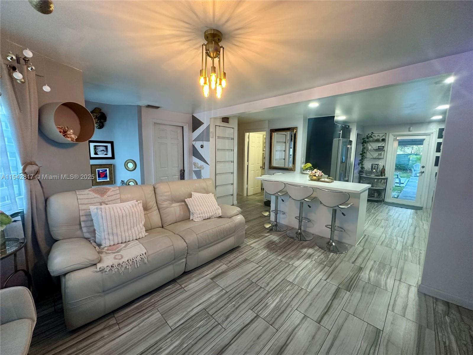 340 NE 170th St, North Miami Beach, Florida 33162, 3 Bedrooms Bedrooms, 6 Rooms Rooms,2 BathroomsBathrooms,Residential,For Sale,340 NE 170th St,A11542817