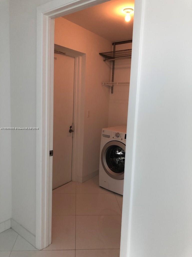 2020 N Bayshore Dr 3703, Miami, Florida 33137, 3 Bedrooms Bedrooms, ,3 BathroomsBathrooms,Residentiallease,For Rent,2020 N Bayshore Dr 3703,A11543316