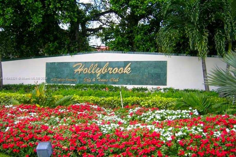 9523 S Hollybrook Lake Dr #104 For Sale A11543321, FL
