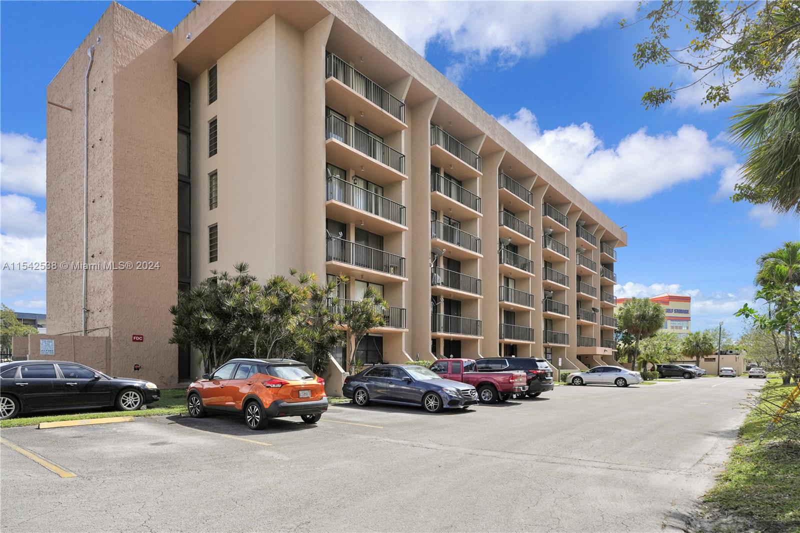 16751 NE 9th Ave 512, North Miami Beach, Florida 33162, 1 Bedroom Bedrooms, ,1 BathroomBathrooms,Residentiallease,For Rent,16751 NE 9th Ave 512,A11542538