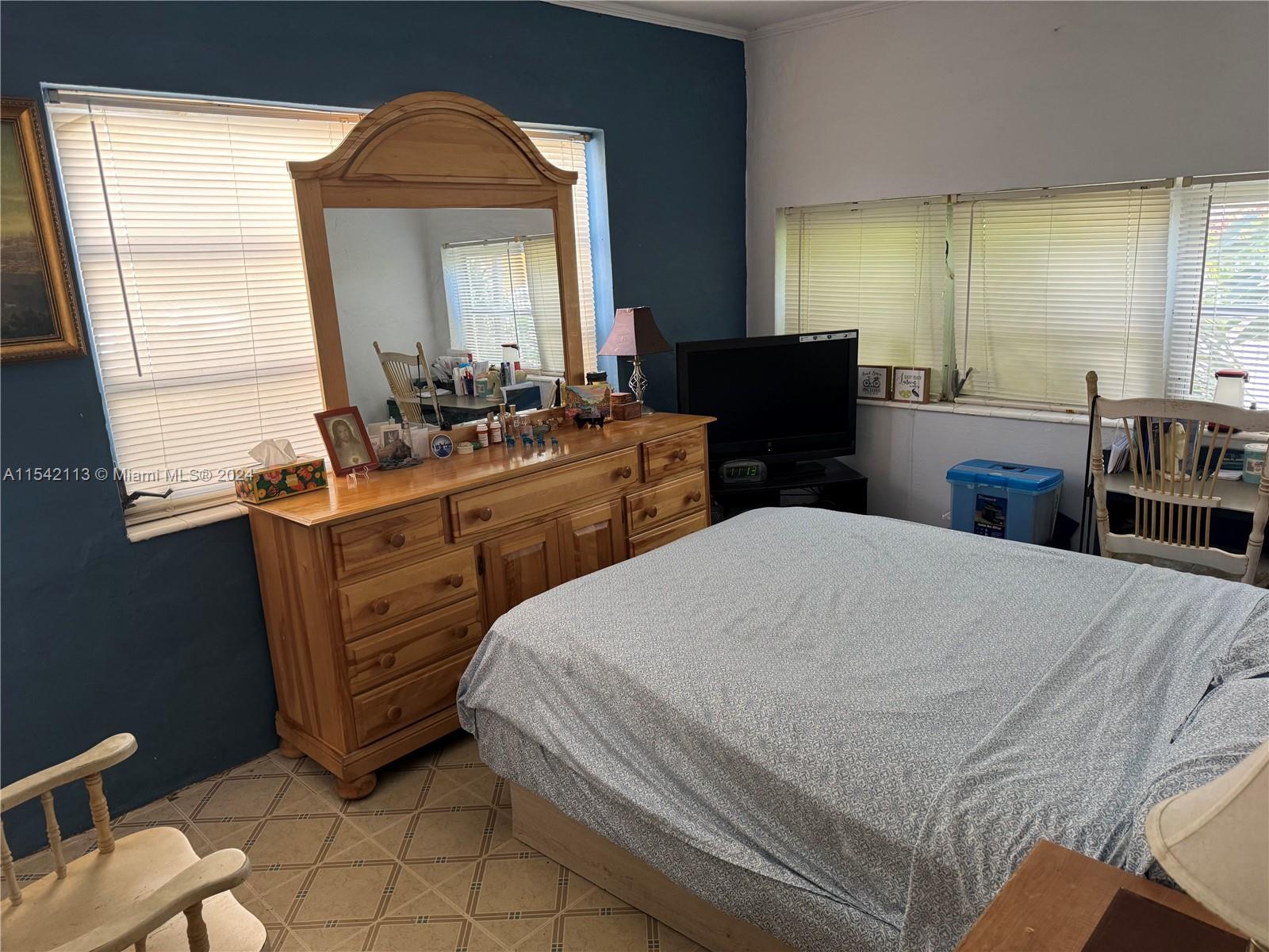 Listing Photo 10