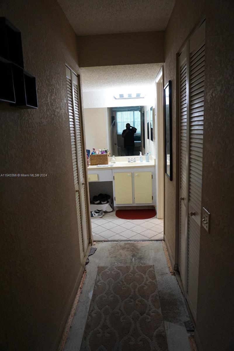 9090 Lime Bay Blvd 214, Tamarac, Florida 33321, 1 Bedroom Bedrooms, ,1 BathroomBathrooms,Residential,For Sale,9090 Lime Bay Blvd 214,A11543356