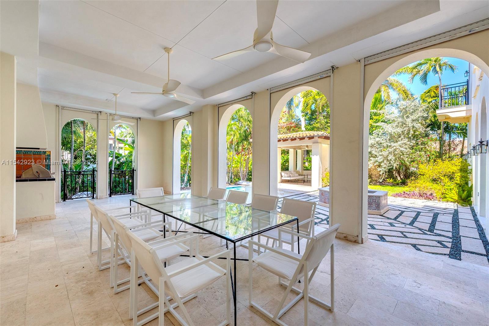 296 Ocean Blvd, Golden Beach, FL, 33160 United States, 6 Bedrooms Bedrooms, ,6 BathroomsBathrooms,Residential,For Sale,Ocean Blvd,A11542923