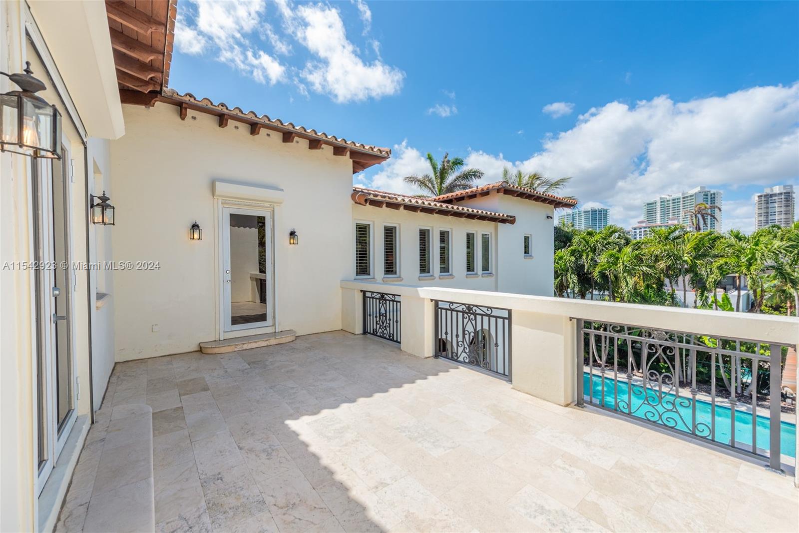 296 Ocean Blvd, Golden Beach, FL, 33160 United States, 6 Bedrooms Bedrooms, ,6 BathroomsBathrooms,Residential,For Sale,Ocean Blvd,A11542923