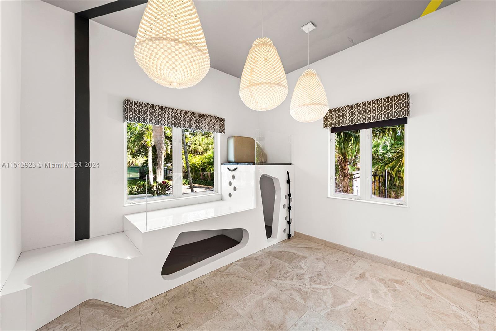 296 Ocean Blvd, Golden Beach, FL, 33160 United States, 6 Bedrooms Bedrooms, ,6 BathroomsBathrooms,Residential,For Sale,Ocean Blvd,A11542923