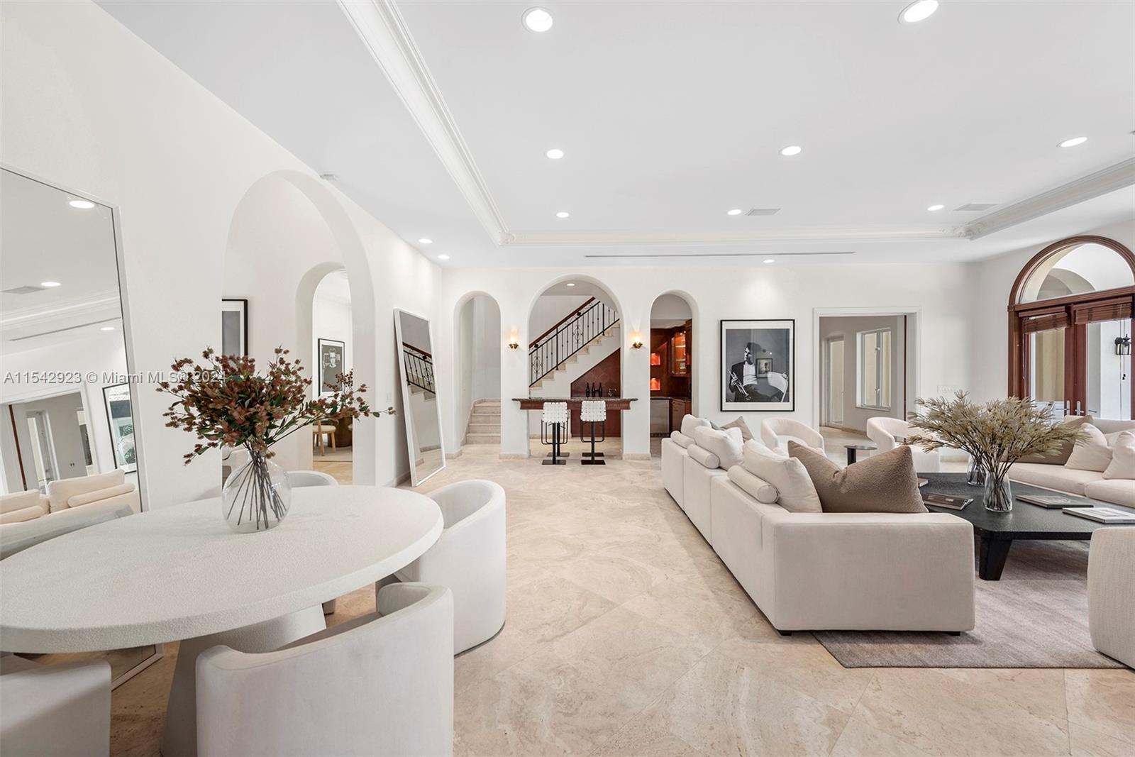 296 Ocean Blvd, Golden Beach, FL, 33160 United States, 6 Bedrooms Bedrooms, ,6 BathroomsBathrooms,Residential,For Sale,Ocean Blvd,A11542923