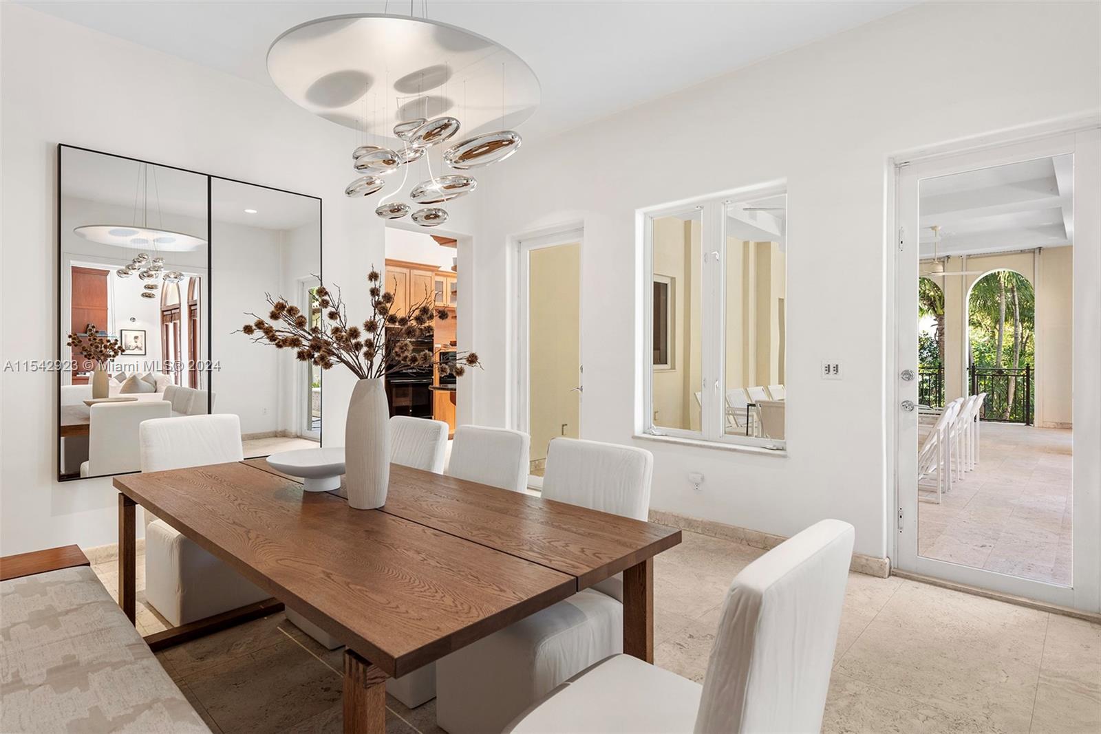 296 Ocean Blvd, Golden Beach, FL, 33160 United States, 6 Bedrooms Bedrooms, ,6 BathroomsBathrooms,Residential,For Sale,Ocean Blvd,A11542923