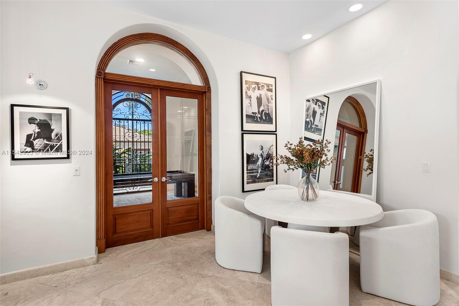 296 Ocean Blvd, Golden Beach, FL, 33160 United States, 6 Bedrooms Bedrooms, ,6 BathroomsBathrooms,Residential,For Sale,Ocean Blvd,A11542923