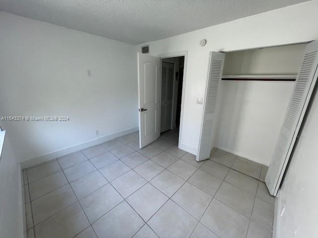 9817 NW 65th Ct D17, Tamarac, Florida 33321, 2 Bedrooms Bedrooms, ,2 BathroomsBathrooms,Residentiallease,For Rent,9817 NW 65th Ct D17,A11543374