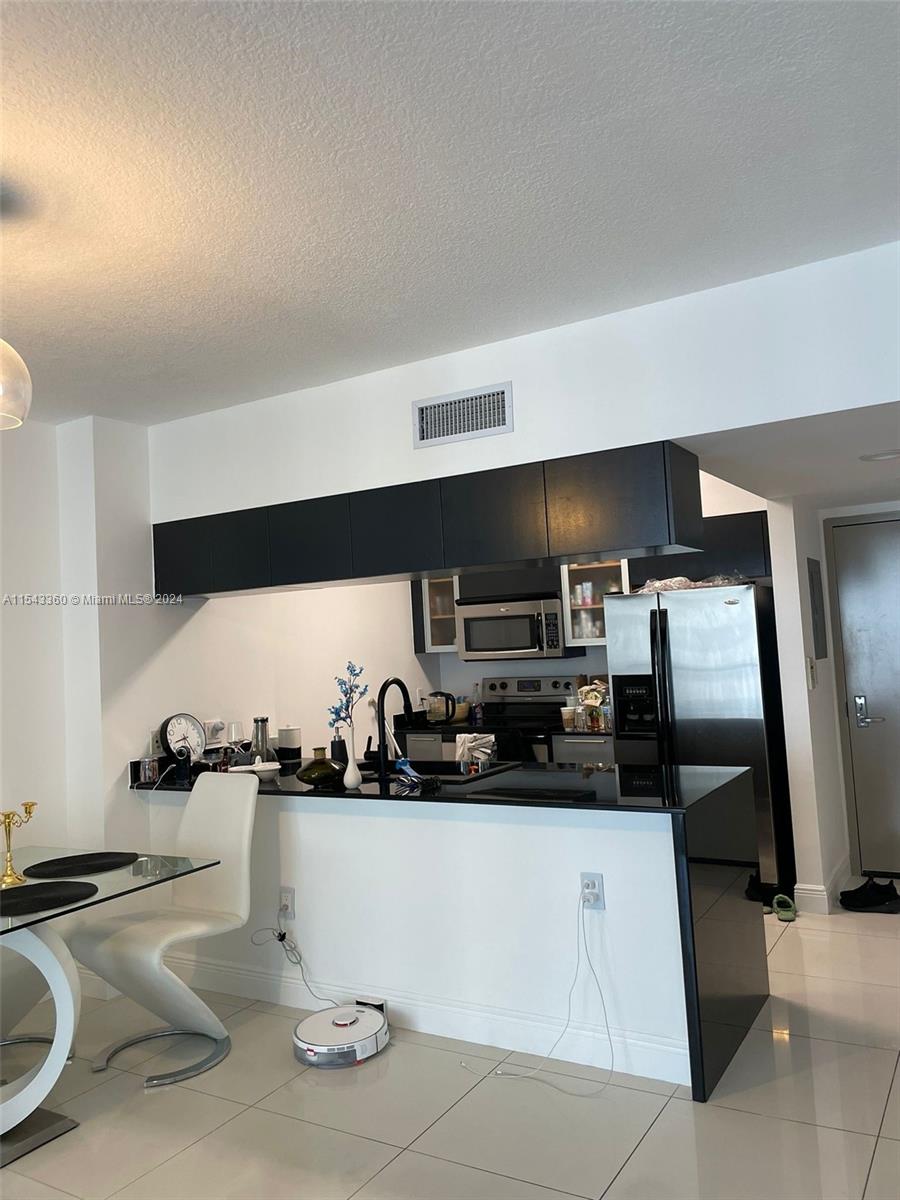 1750 N Bayshore Dr 2903, Miami, Florida 33132, 1 Bedroom Bedrooms, ,1 BathroomBathrooms,Residentiallease,For Rent,1750 N Bayshore Dr 2903,A11543360