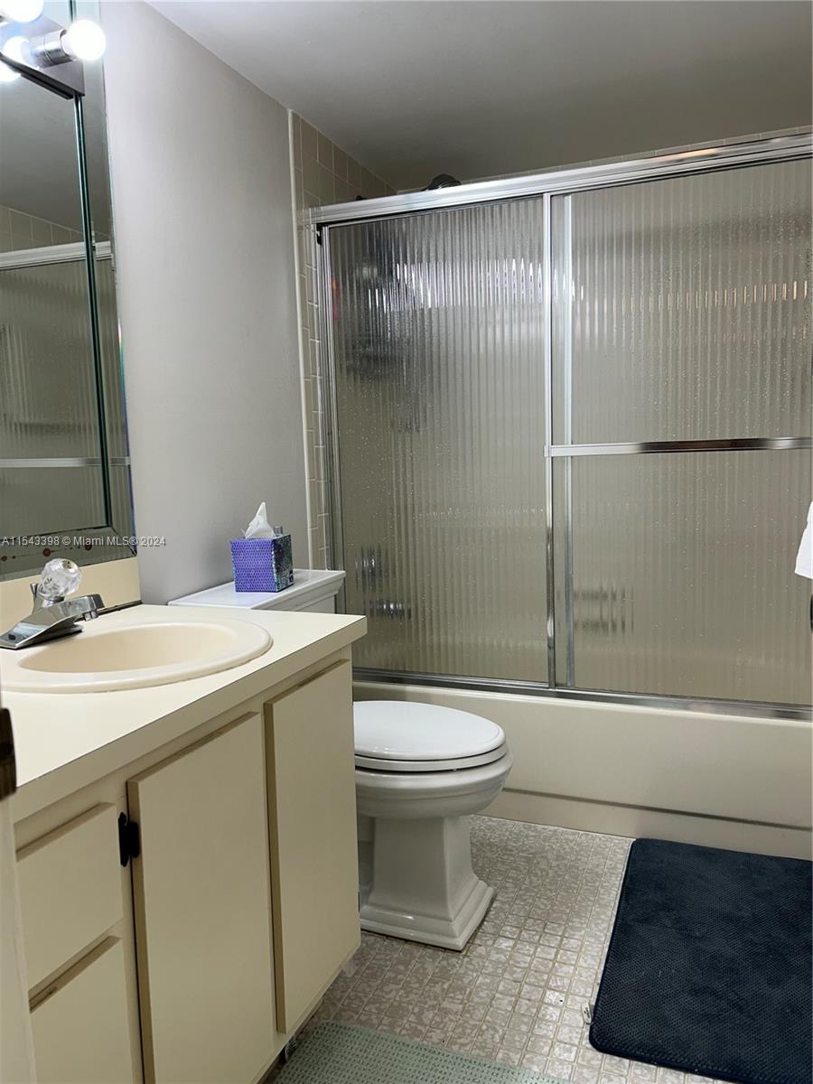 321 SE 3rd St 204, Dania Beach, Florida 33004, 2 Bedrooms Bedrooms, ,2 BathroomsBathrooms,Residential,For Sale,321 SE 3rd St 204,A11543398