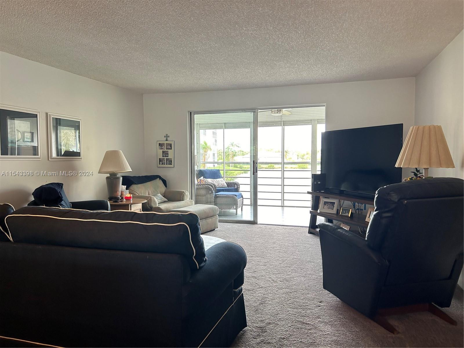 321 SE 3rd St 204, Dania Beach, Florida 33004, 2 Bedrooms Bedrooms, ,2 BathroomsBathrooms,Residential,For Sale,321 SE 3rd St 204,A11543398