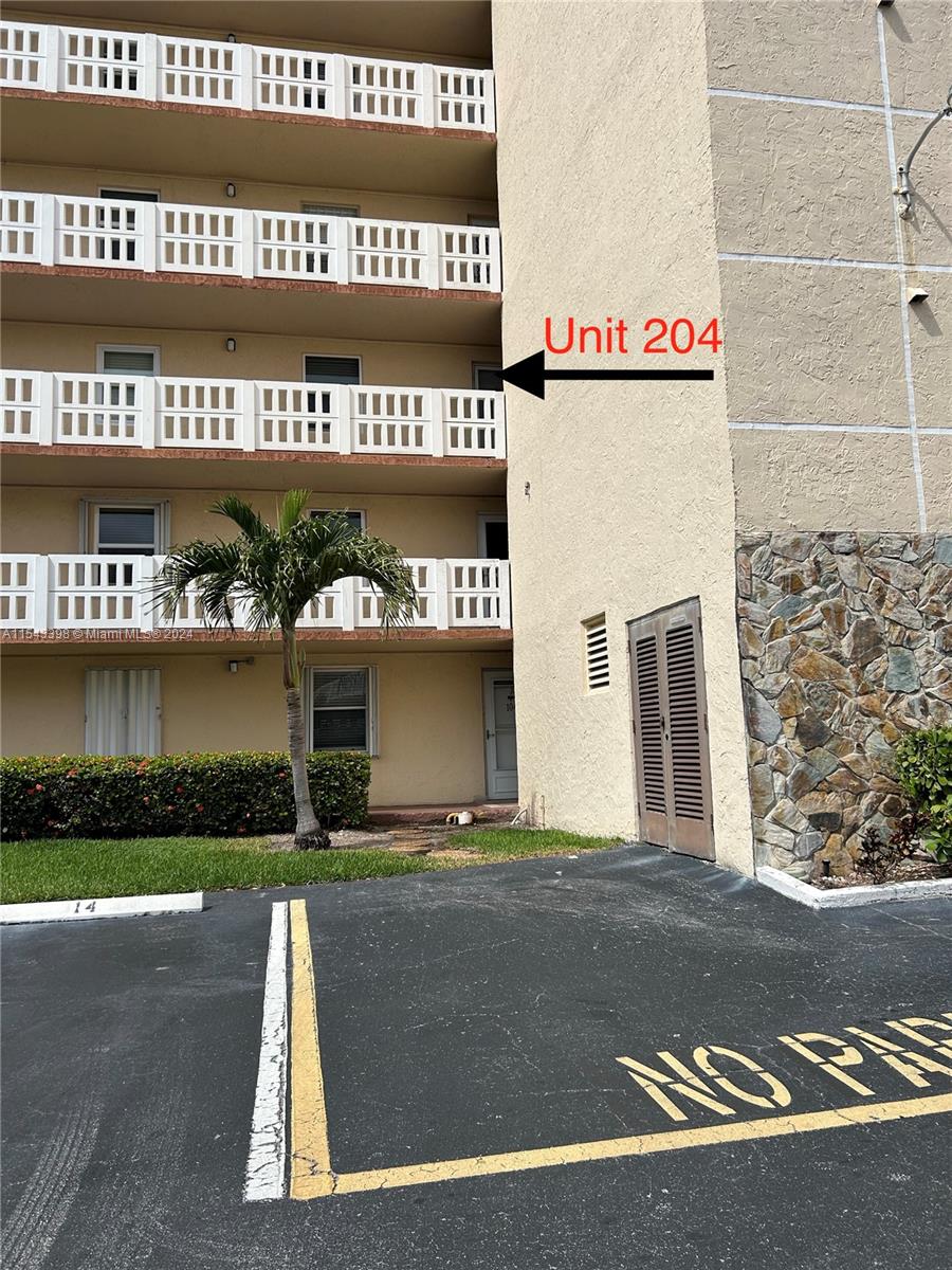 321 SE 3rd St 204, Dania Beach, Florida 33004, 2 Bedrooms Bedrooms, ,2 BathroomsBathrooms,Residential,For Sale,321 SE 3rd St 204,A11543398