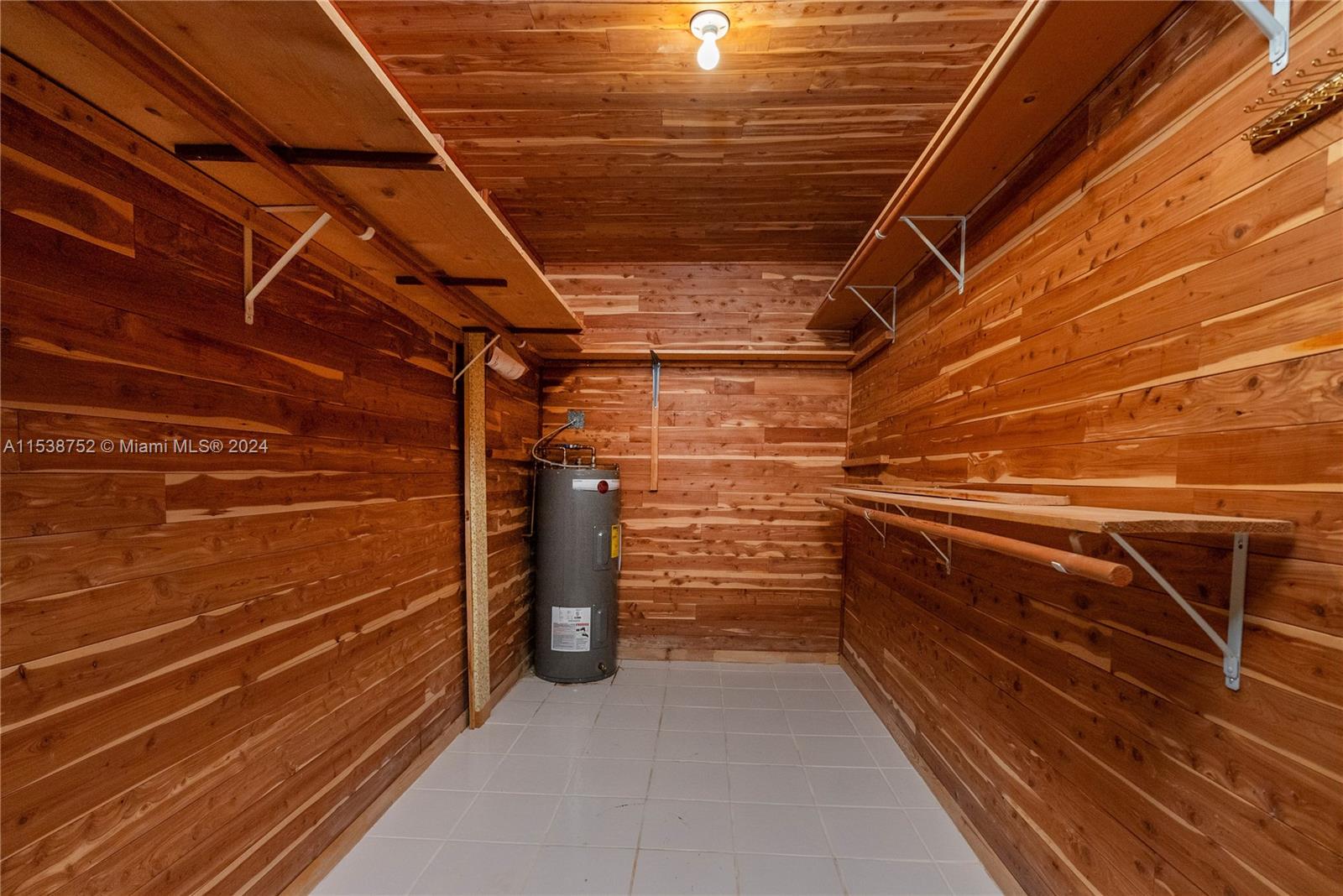 610 NW 17th Ct, Homestead, Florida 33030, 3 Bedrooms Bedrooms, ,2 BathroomsBathrooms,Residential,For Sale,610 NW 17th Ct,A11538752