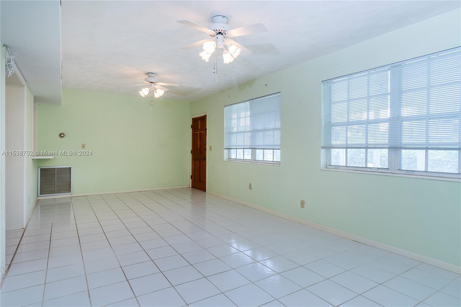 610 NW 17th Ct, Homestead, Florida 33030, 3 Bedrooms Bedrooms, ,2 BathroomsBathrooms,Residential,For Sale,610 NW 17th Ct,A11538752