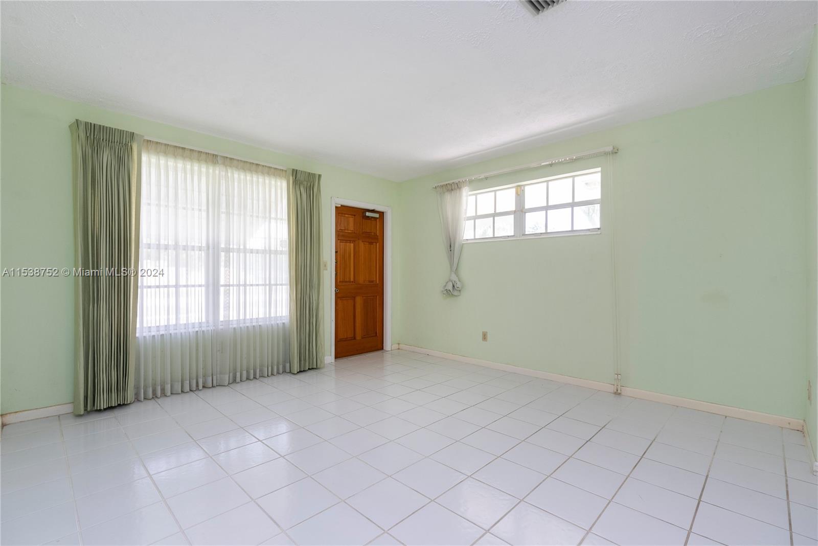 610 NW 17th Ct, Homestead, Florida 33030, 3 Bedrooms Bedrooms, ,2 BathroomsBathrooms,Residential,For Sale,610 NW 17th Ct,A11538752