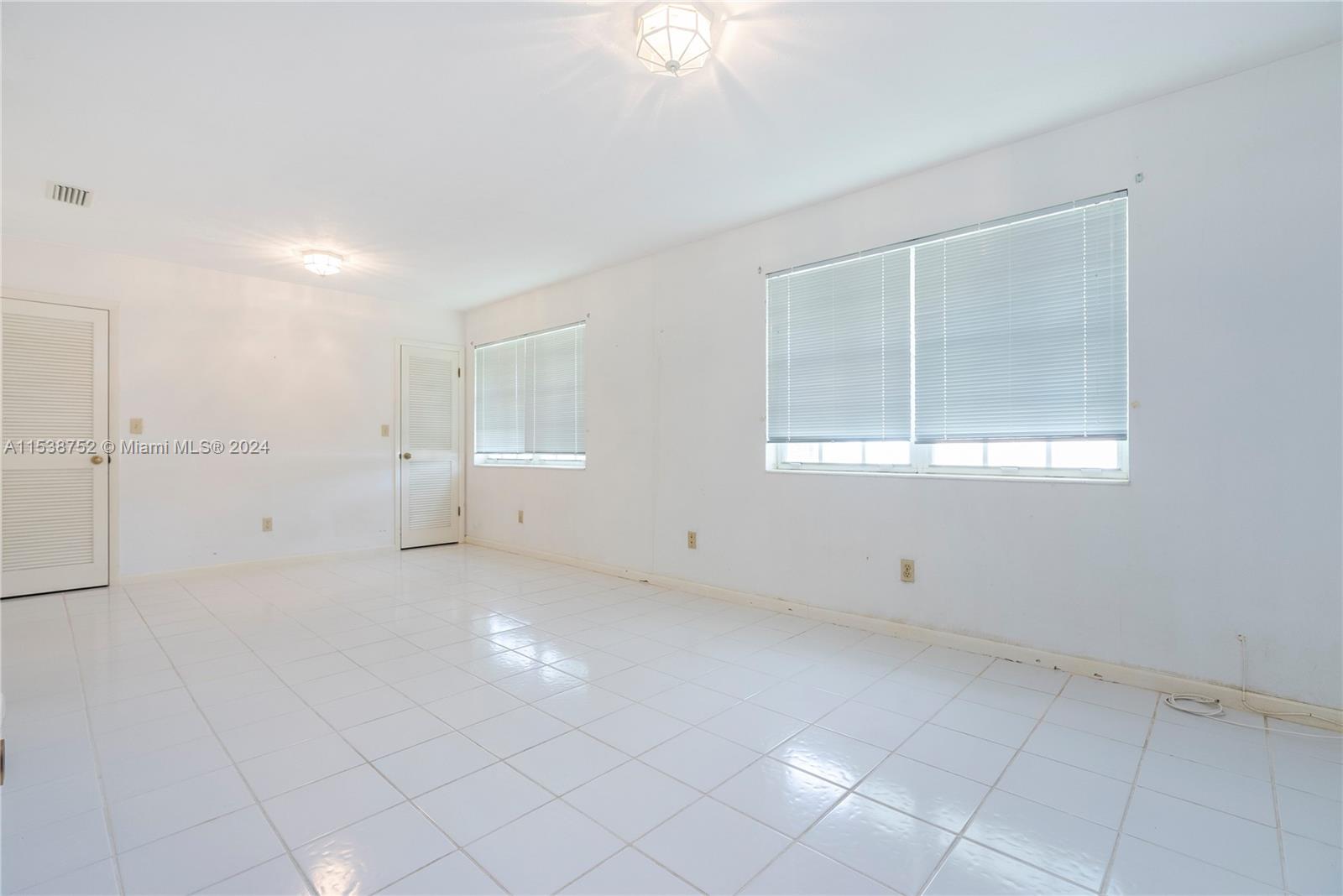 610 NW 17th Ct, Homestead, Florida 33030, 3 Bedrooms Bedrooms, ,2 BathroomsBathrooms,Residential,For Sale,610 NW 17th Ct,A11538752