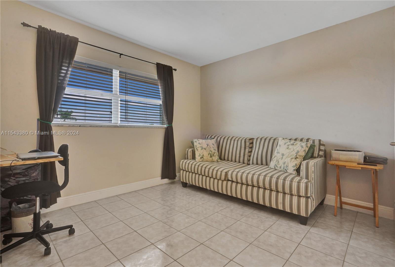 9001 Sunrise Lakes Blvd, Sunrise, FL, 33322 United States, 2 Bedrooms Bedrooms, ,2 BathroomsBathrooms,Residential,For Sale,Sunrise Lakes Blvd,A11543380