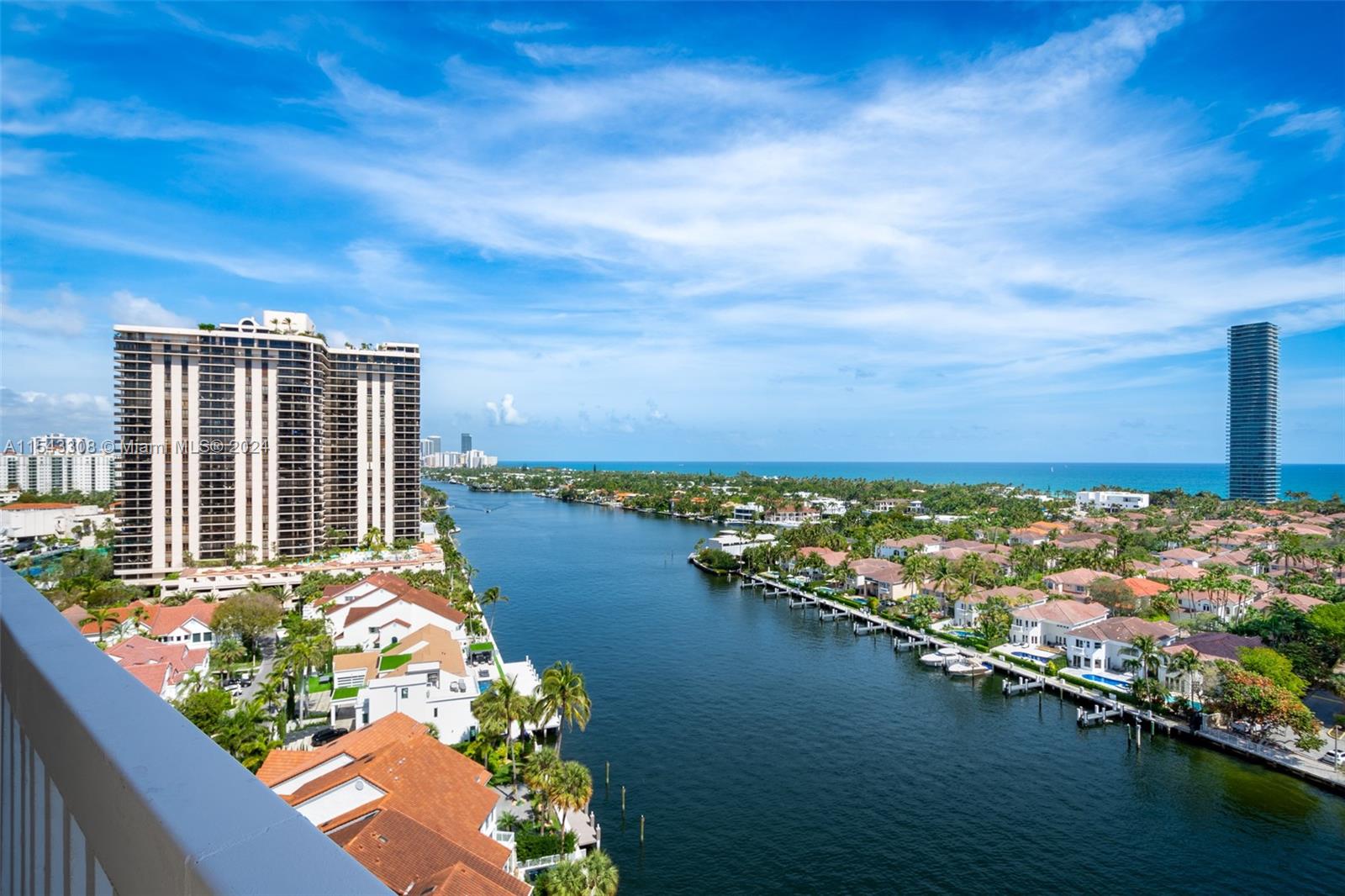 19355 Turnberry Way 14J, Aventura, Florida 33180, 3 Bedrooms Bedrooms, ,2 BathroomsBathrooms,Residential,For Sale,19355 Turnberry Way 14J,A11543308