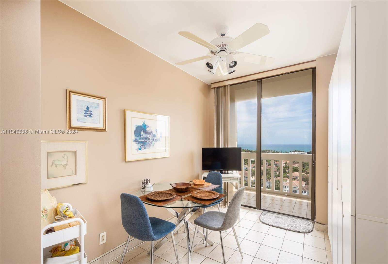19355 Turnberry Way, Aventura, FL, 33180 United States, 3 Bedrooms Bedrooms, ,2 BathroomsBathrooms,Residential,For Sale,Turnberry Way,A11543308