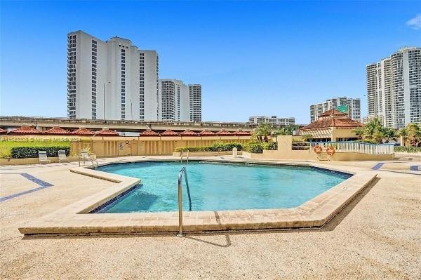 19355 Turnberry Way 14J, Aventura, Florida 33180, 3 Bedrooms Bedrooms, ,2 BathroomsBathrooms,Residential,For Sale,19355 Turnberry Way 14J,A11543308