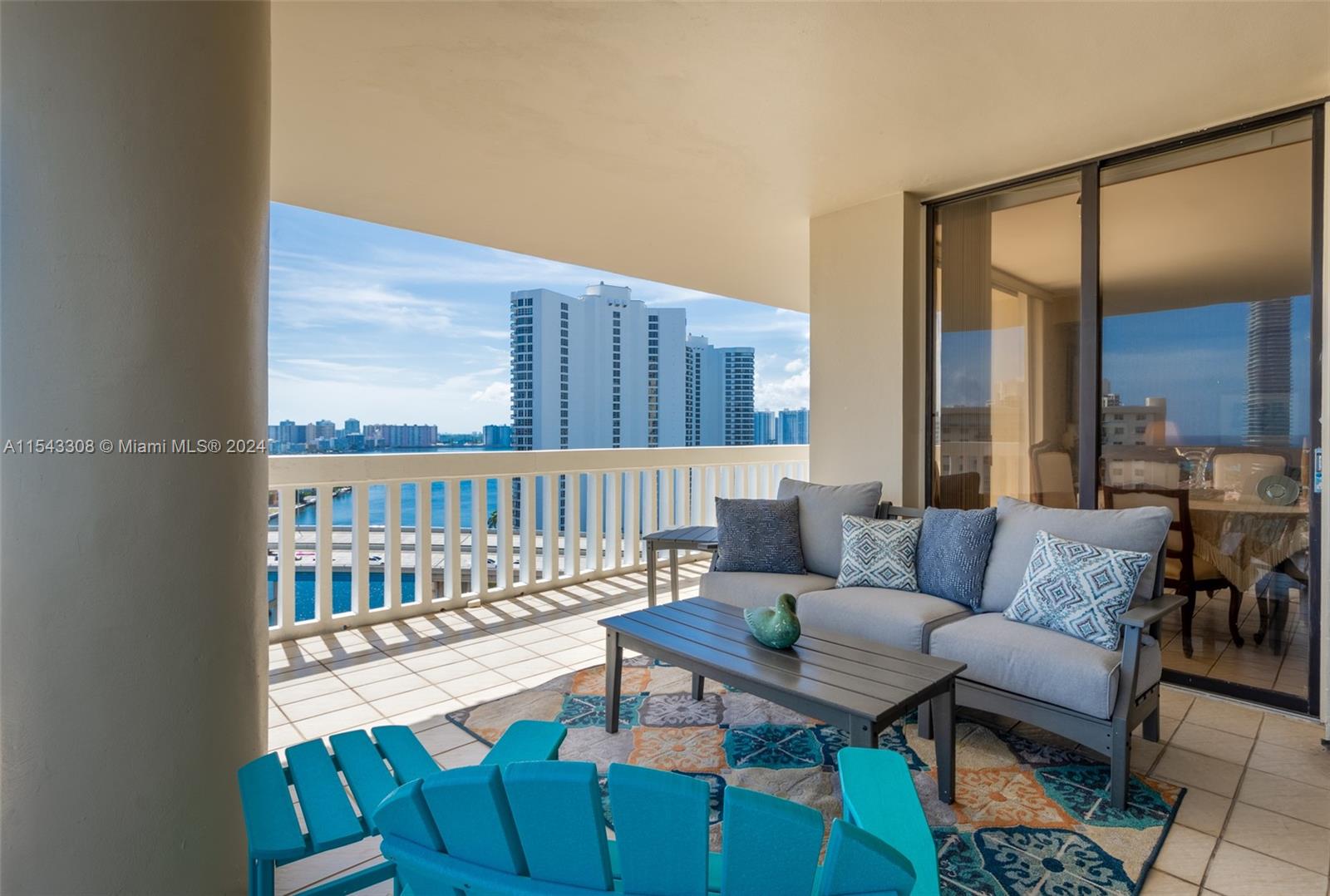 19355 Turnberry Way 14J, Aventura, Florida 33180, 3 Bedrooms Bedrooms, ,2 BathroomsBathrooms,Residential,For Sale,19355 Turnberry Way 14J,A11543308