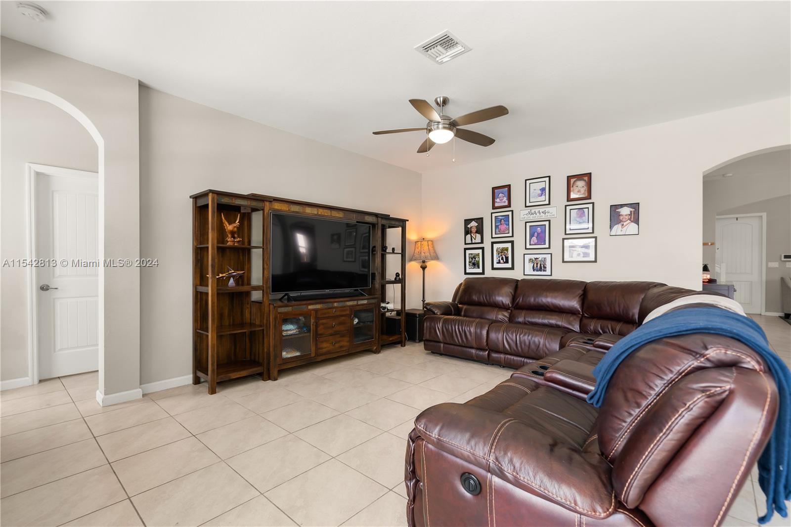 25301 SW 119th Ct, Homestead, Florida 33032, 5 Bedrooms Bedrooms, ,4 BathroomsBathrooms,Residential,For Sale,25301 SW 119th Ct,A11542813