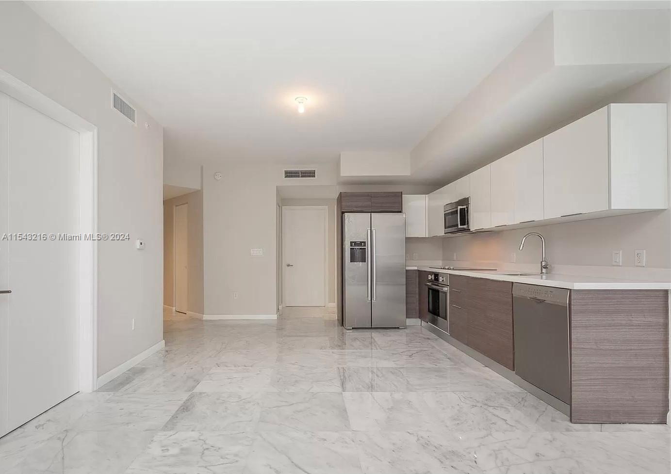 1010 SW 2nd Ave 603, Miami, Florida 33130, 3 Bedrooms Bedrooms, ,2 BathroomsBathrooms,Residentiallease,For Rent,1010 SW 2nd Ave 603,A11543216