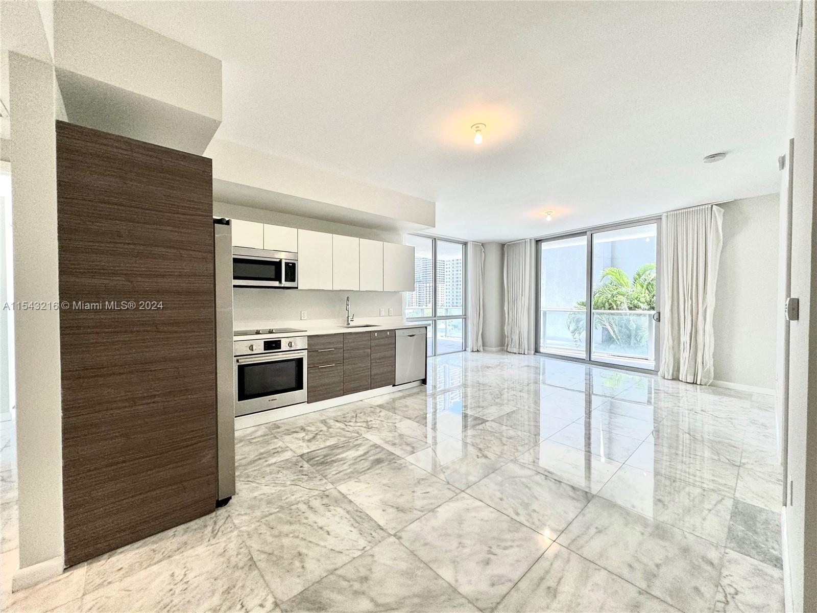 1010 SW 2nd Ave 603, Miami, Florida 33130, 3 Bedrooms Bedrooms, ,2 BathroomsBathrooms,Residentiallease,For Rent,1010 SW 2nd Ave 603,A11543216