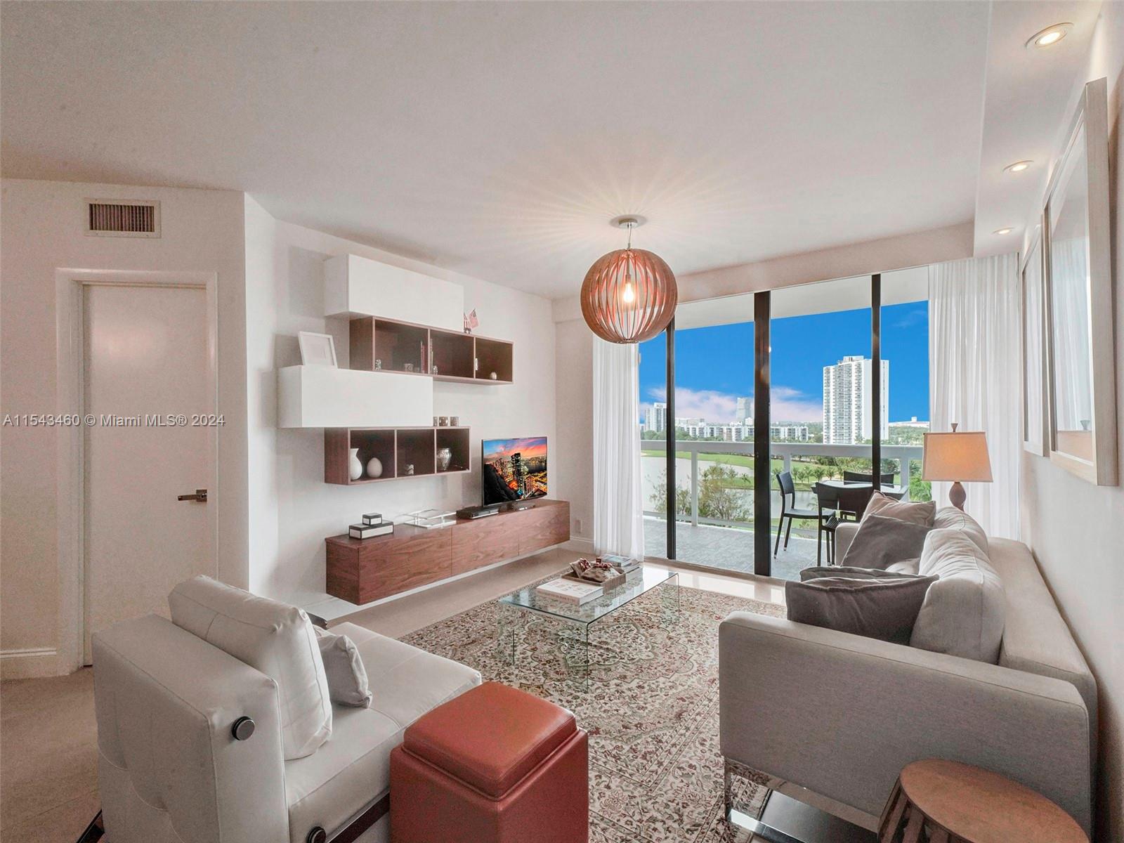 Turnkey unit in a stunning luxury building situated just across from the Turnberry Golf Course and Aventura Mall. The unit boasts a split floor plan, two recently renovated bathrooms, and a new washer and dryer. Enjoy incredible ocean and golf course views, from all rooms and balcony. The walk-in closets come equipped with built-ins. The building offers a range of top-notch amenities, including security, valet, concierge, tennis courts, pools, and jacuzzi. Lockers for the gym, steam room, and sauna. Additionally, there's a business center, card room, common TV room, and game room.