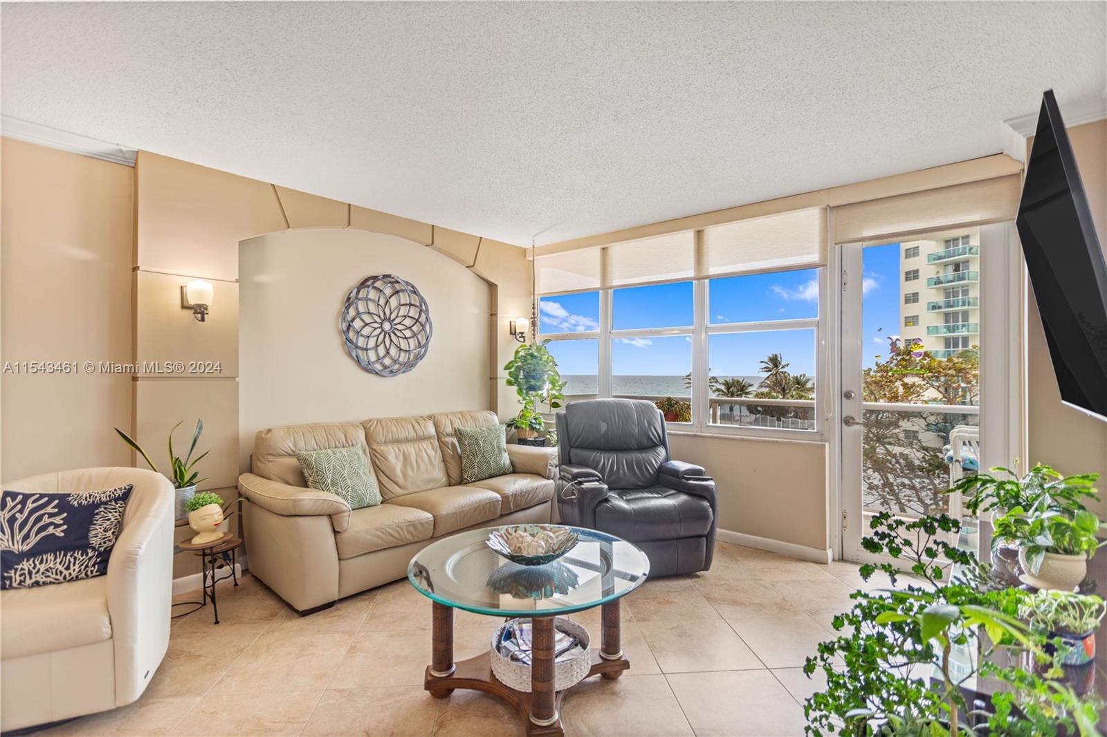 3725 S Ocean Dr 416, Hollywood, Florida 33019, 2 Bedrooms Bedrooms, ,2 BathroomsBathrooms,Residential,For Sale,3725 S Ocean Dr 416,A11543461