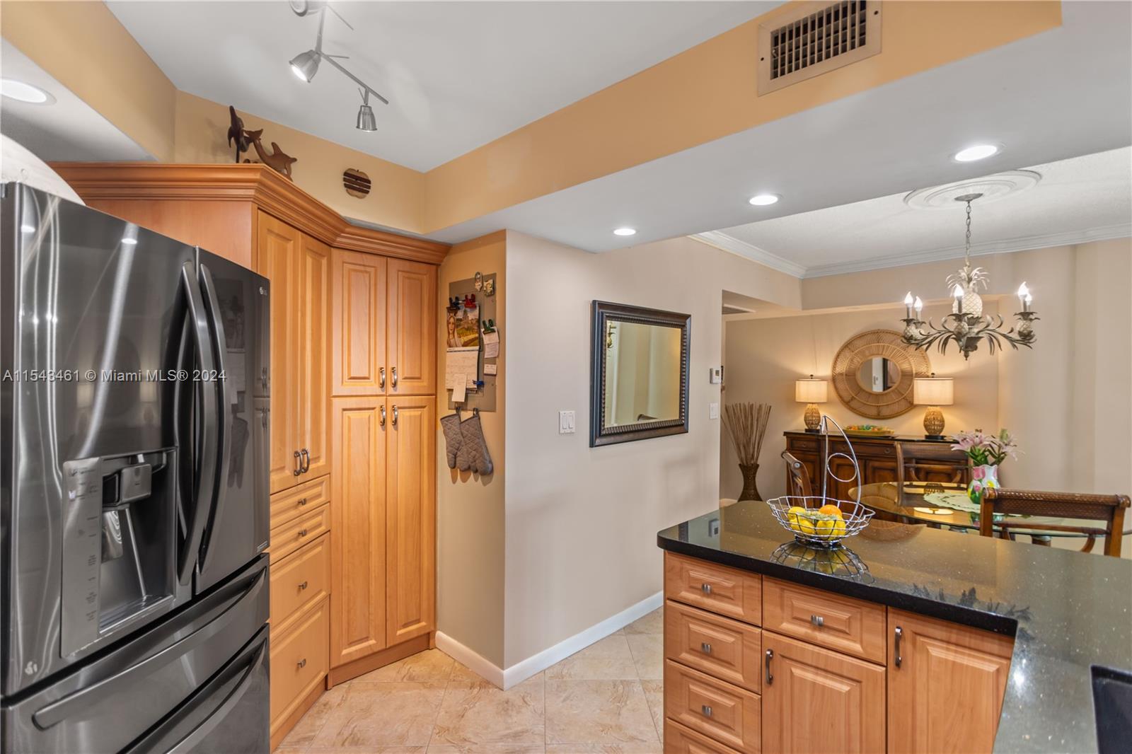 3725 S Ocean Dr 416, Hollywood, Florida 33019, 2 Bedrooms Bedrooms, ,2 BathroomsBathrooms,Residential,For Sale,3725 S Ocean Dr 416,A11543461