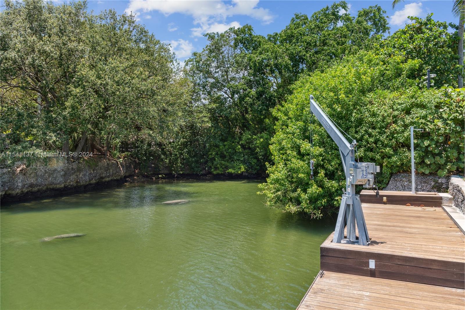 40' East Dock to Private Sanctuary