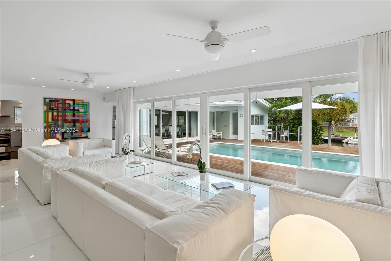 1261 S Alhambra Cir, Coral Gables, Florida 33146, 5 Bedrooms Bedrooms, ,6 BathroomsBathrooms,Residential,For Sale,1261 S Alhambra Cir,A11541137