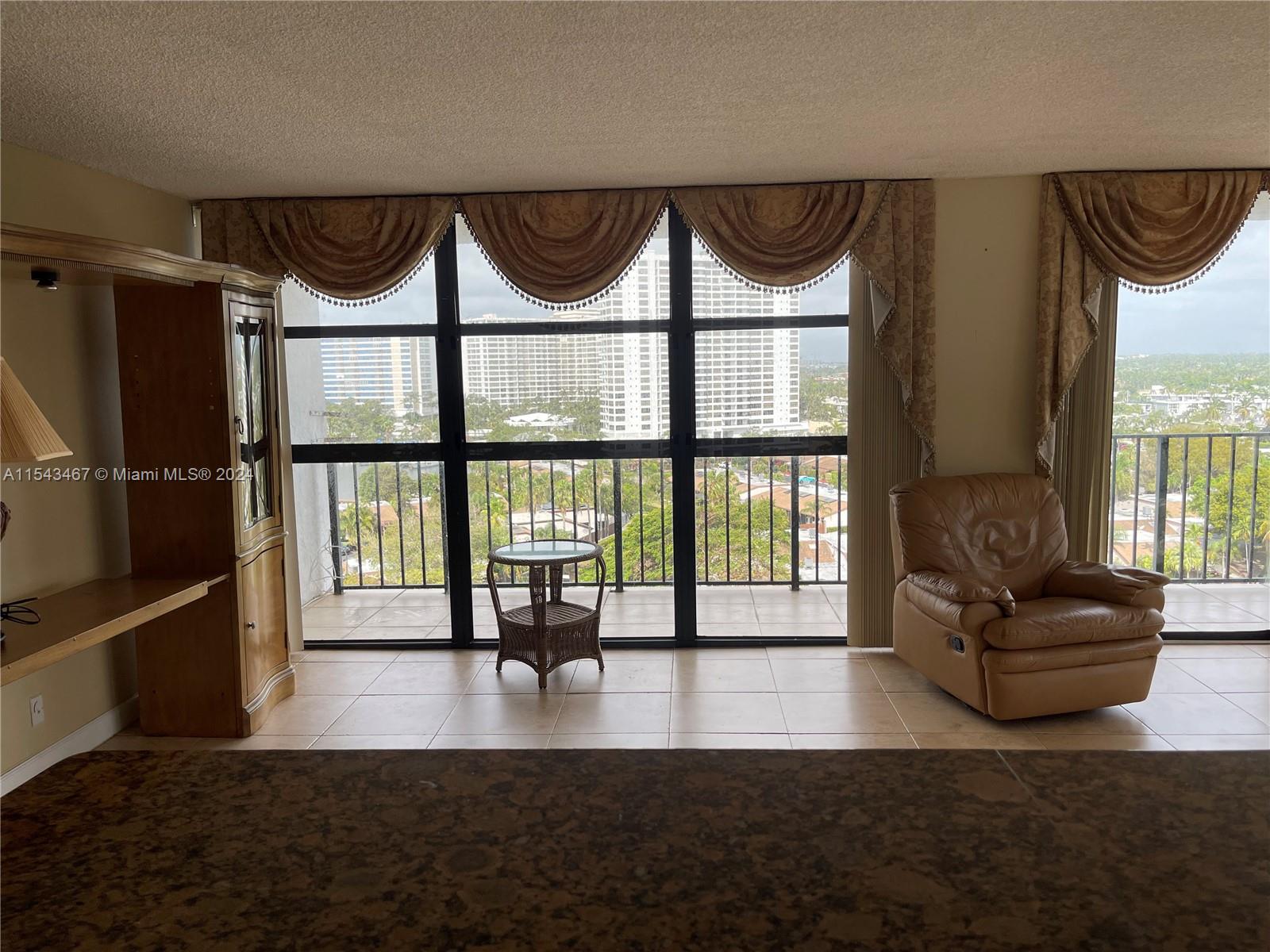 200 Leslie Dr 1109, Hallandale Beach, Florida 33009, 2 Bedrooms Bedrooms, ,2 BathroomsBathrooms,Residential,For Sale,200 Leslie Dr 1109,A11543467