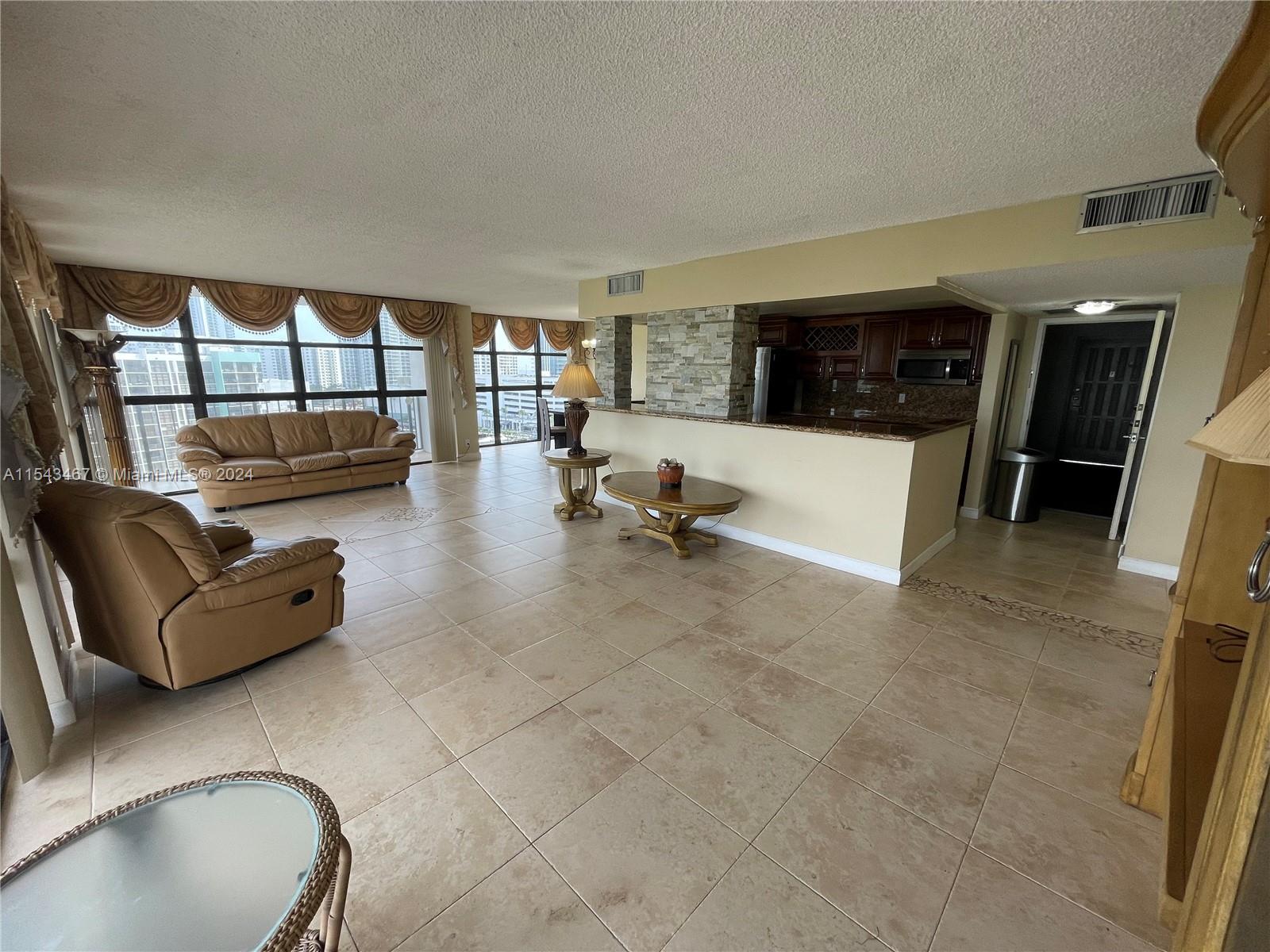 200 Leslie Dr 1109, Hallandale Beach, Florida 33009, 2 Bedrooms Bedrooms, ,2 BathroomsBathrooms,Residential,For Sale,200 Leslie Dr 1109,A11543467