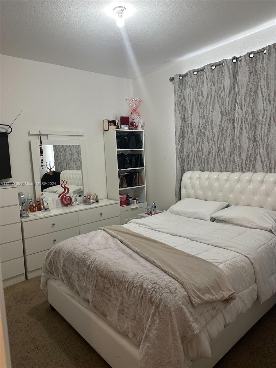 27887 SW 133rd Pl, Homestead, Florida 33032, 4 Bedrooms Bedrooms, ,2 BathroomsBathrooms,Residentiallease,For Rent,27887 SW 133rd Pl,A11543486